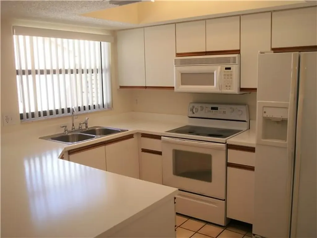13717 Yarmouth Drive Wellington FL 33414