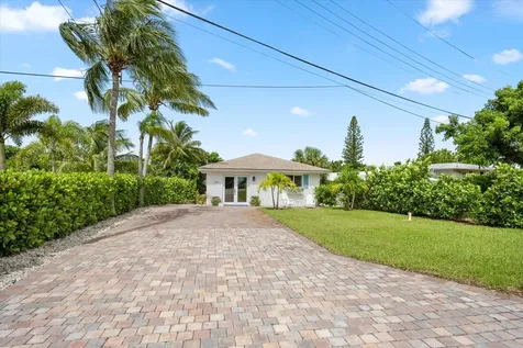 801 Hibiscus Avenue Juno Beach FL 33408