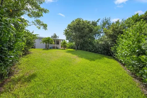 801 Hibiscus Avenue Juno Beach FL 33408