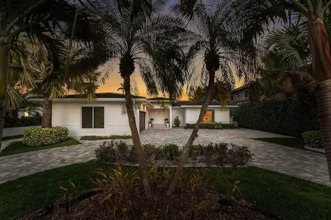820 N Atlantic Drive Lantana FL 33462