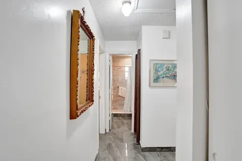 2702 Knight Lane Delray Beach FL 33445