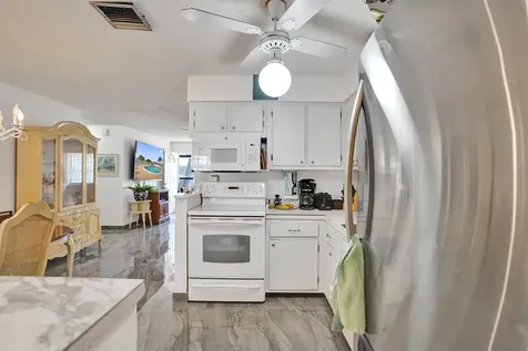 2702 Knight Lane Delray Beach FL 33445