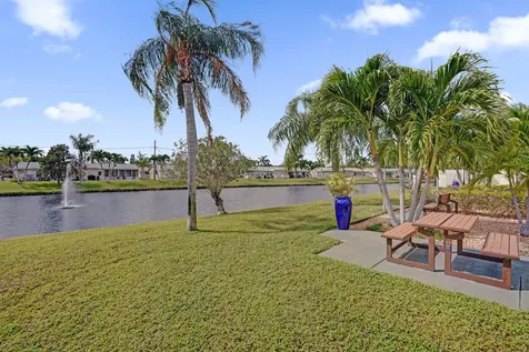 2702 Knight Lane Delray Beach FL 33445