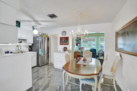 2702 Knight Lane Delray Beach FL 33445