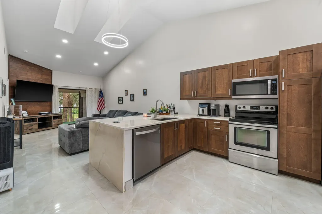 600 Crosswinds Drive Greenacres FL 33413