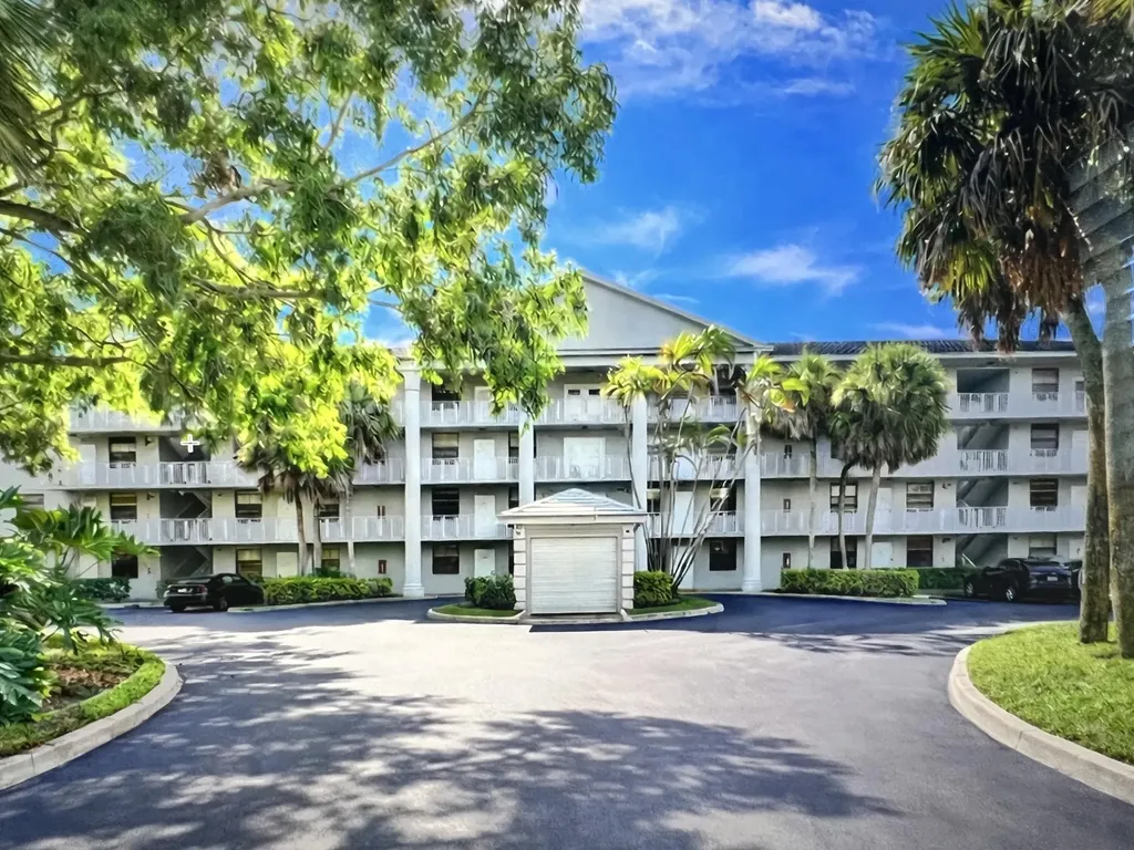 1510 Whitehall Drive Davie FL 33324