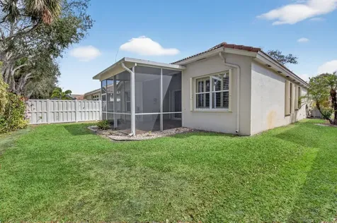 12645 Via Lucia Boynton Beach FL 33436