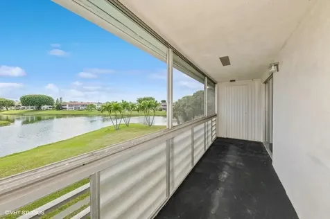 118 Somerset F West Palm Beach FL 33417
