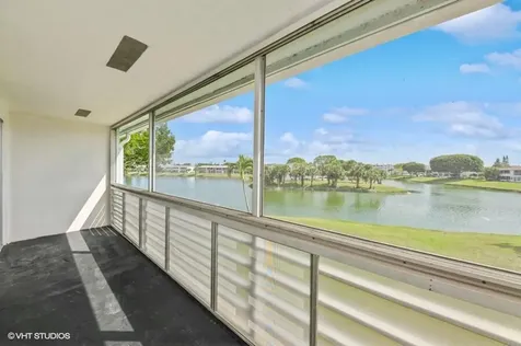 118 Somerset F West Palm Beach FL 33417