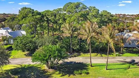 11783 SE Shell Avenue Hobe Sound FL 33455