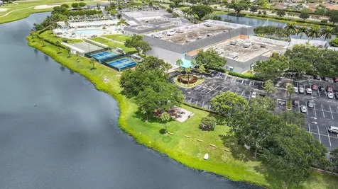 277 Brittany Delray Beach FL 33446