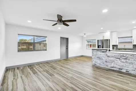 277 Brittany Delray Beach FL 33446
