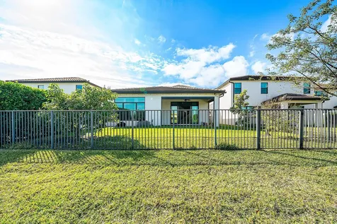 8948 Grand Prix Lane Boynton Beach FL 33472