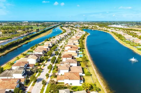 8948 Grand Prix Lane Boynton Beach FL 33472