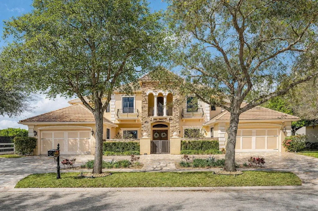9890 Equus Circle Boynton Beach FL 33472