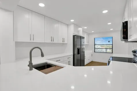 9260 Sw 14th Street Boca Raton FL 33428