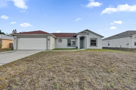 1020 Sw Barbarosa Avenue Port Saint Lucie FL 34953