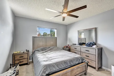 1020 Sw Barbarosa Avenue Port Saint Lucie FL 34953