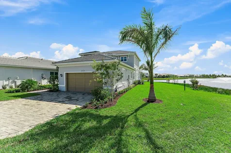 12524 Nautilus Circle Palm Beach Gardens FL 33412