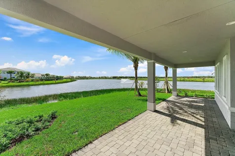 12524 Nautilus Circle Palm Beach Gardens FL 33412