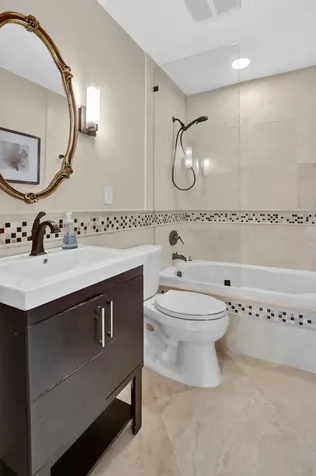 770 E Camino Real Boca Raton FL 33432