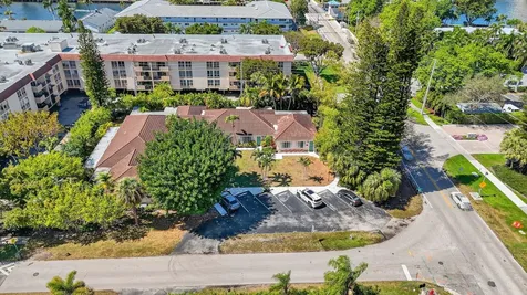 770 E Camino Real Boca Raton FL 33432