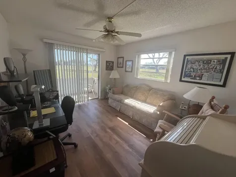 2 Flanders A Delray Beach FL 33484