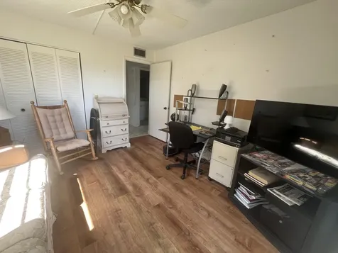 2 Flanders A Delray Beach FL 33484