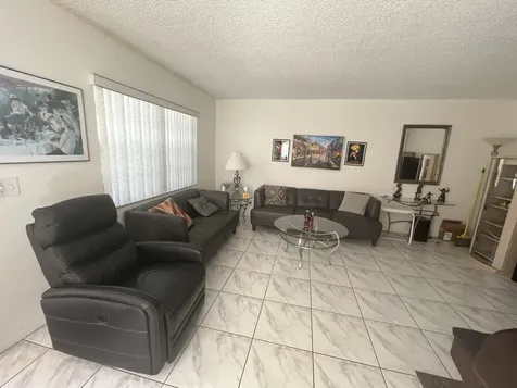 2 Flanders A Delray Beach FL 33484