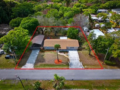 2927 Admiral Street Fort Pierce FL 34982