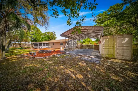 2927 Admiral Street Fort Pierce FL 34982