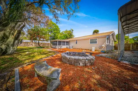 2927 Admiral Street Fort Pierce FL 34982