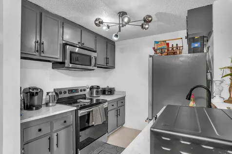 1423 Meadows Circle Boynton Beach FL 33436