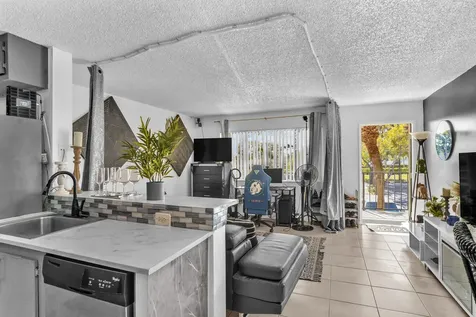 1423 Meadows Circle Boynton Beach FL 33436