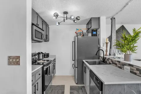 1423 Meadows Circle Boynton Beach FL 33436