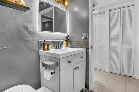 1423 Meadows Circle Boynton Beach FL 33436