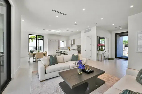 16702 Mosaic Place Delray Beach FL 33446