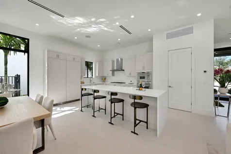 16702 Mosaic Place Delray Beach FL 33446