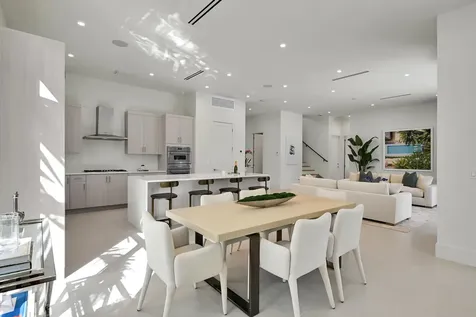 16702 Mosaic Place Delray Beach FL 33446