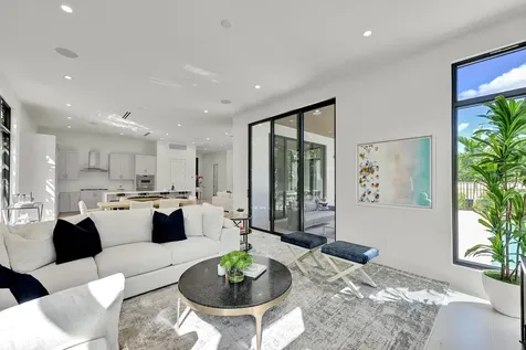 16702 Mosaic Place Delray Beach FL 33446