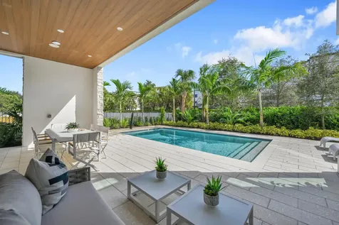 16702 Mosaic Place Delray Beach FL 33446