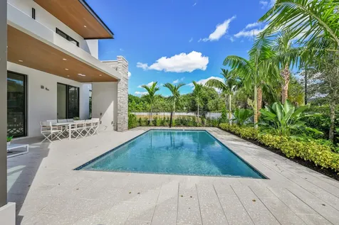 16702 Mosaic Place Delray Beach FL 33446