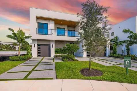 16702 Mosaic Place Delray Beach FL 33446