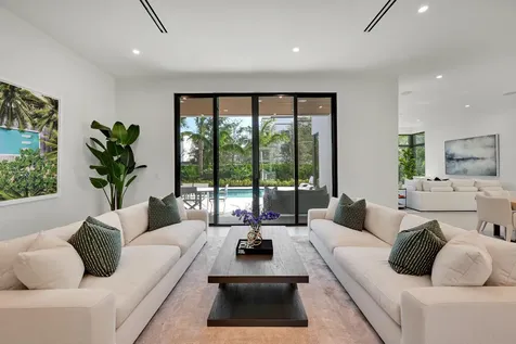 16702 Mosaic Place Delray Beach FL 33446