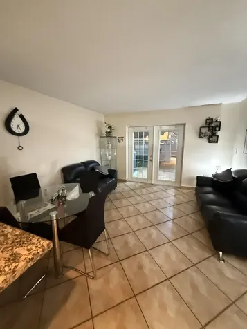 6636 Nw 178th Terrace Hialeah FL 33015