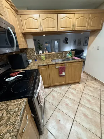 6636 Nw 178th Terrace Hialeah FL 33015