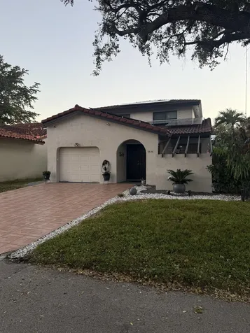6636 Nw 178th Terrace Hialeah FL 33015
