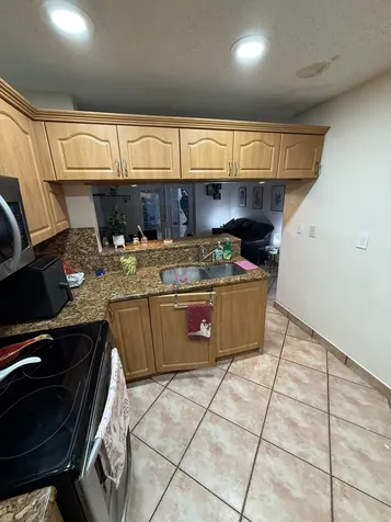 6636 Nw 178th Terrace Hialeah FL 33015