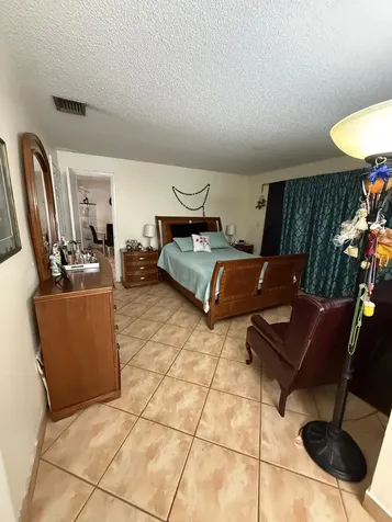 6636 Nw 178th Terrace Hialeah FL 33015
