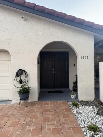 6636 Nw 178th Terrace Hialeah FL 33015